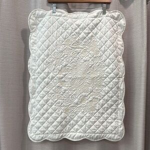 Martha Stewart Queen Cream Quilted Embroidered Coverlet And 2 Matching Shams